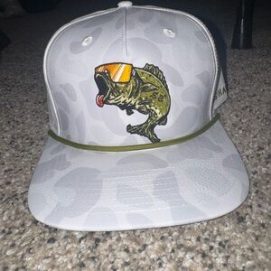 Fish Embroidered Gray Cap